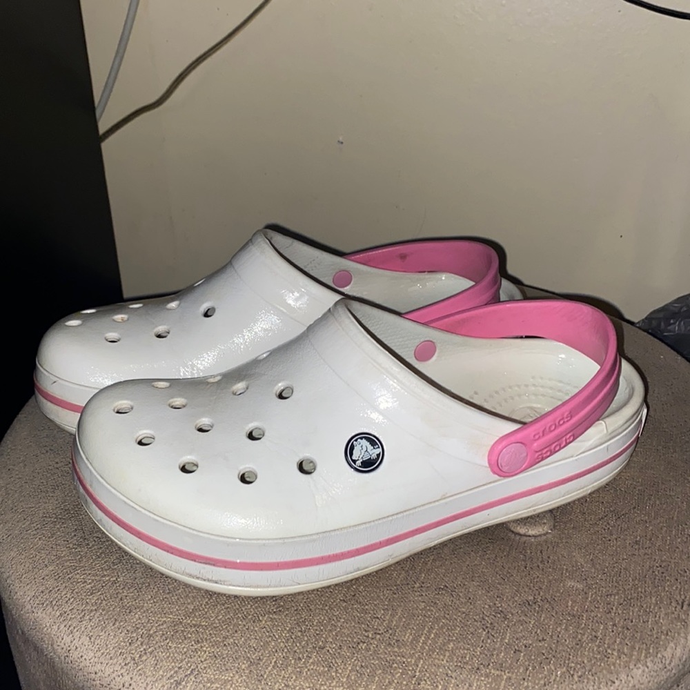 White & pink Crocs